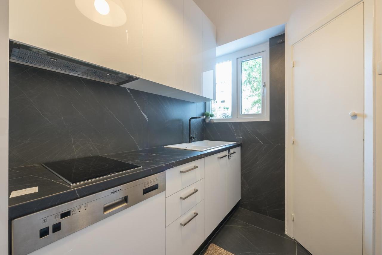 Garden Villa Glyfada Атина Екстериор снимка