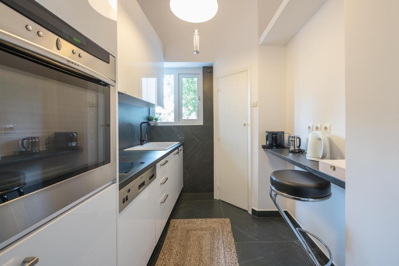 Garden Villa Glyfada Атина Екстериор снимка